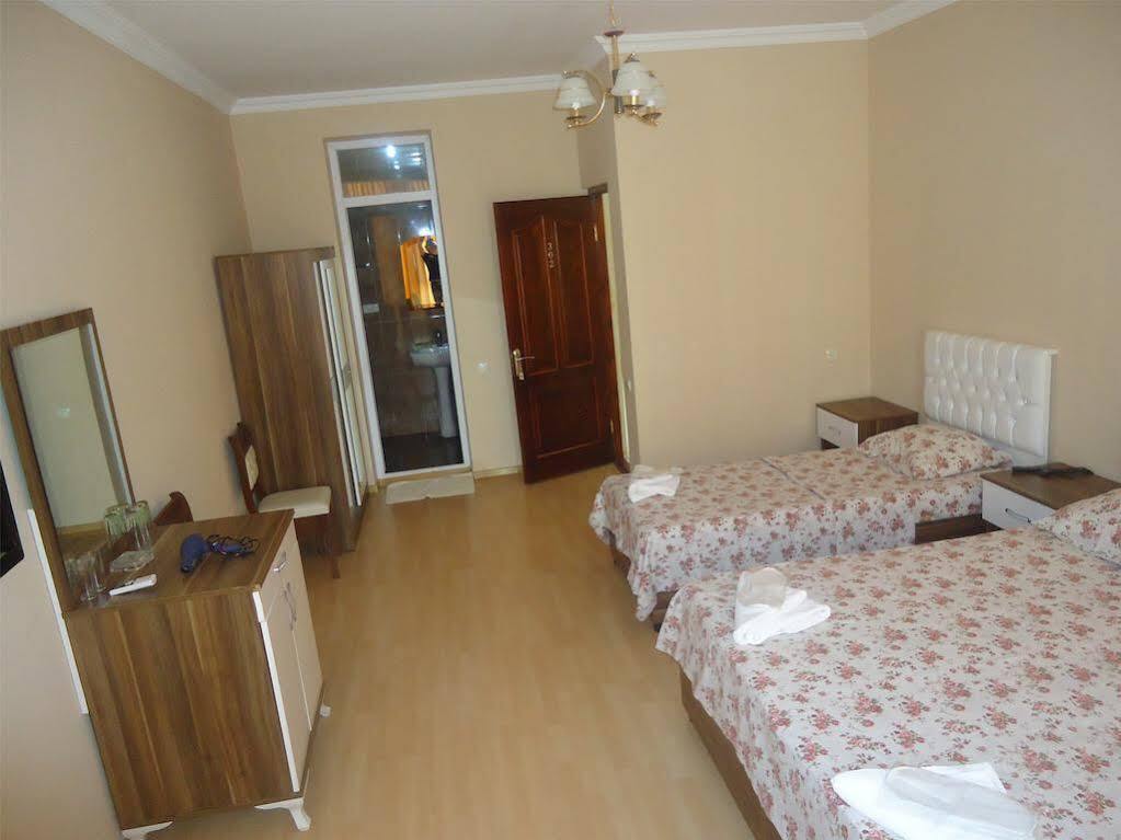 Hotel Eurasia Μπατούμι Εξωτερικό φωτογραφία